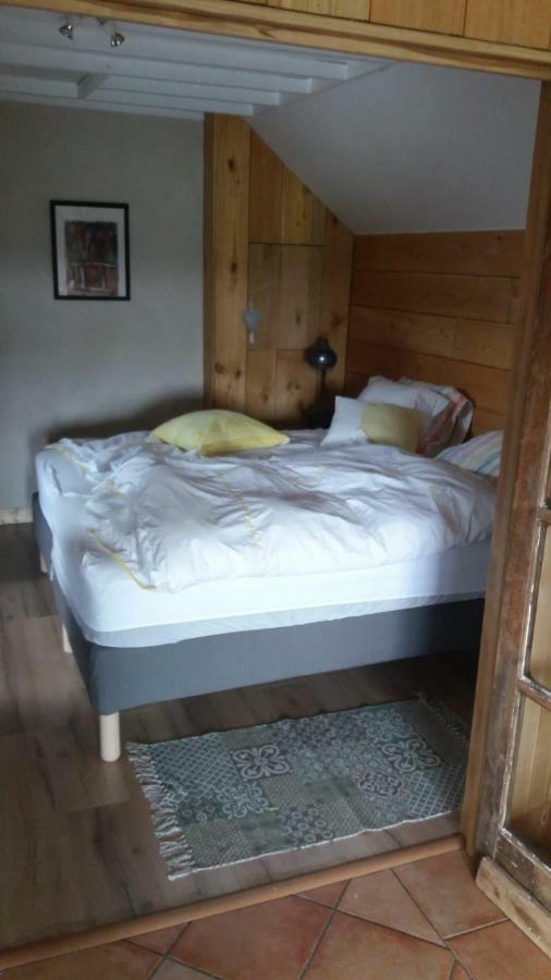 Le Sentier Des Etangs Apartment *